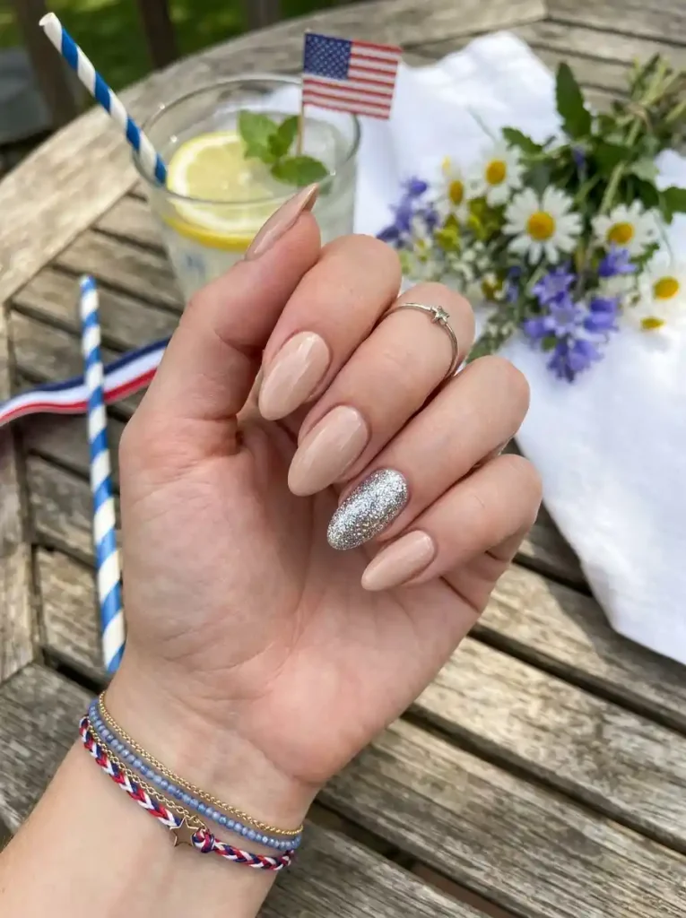17-Simple 4th of July Nail